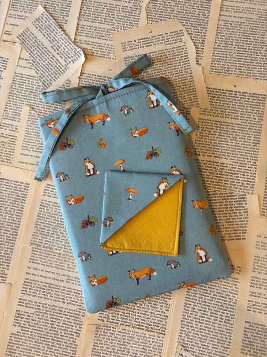 Autumnal Foxes Tie Top Book sleeve and corner bookmark