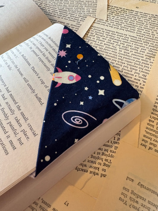 Space corner book mark