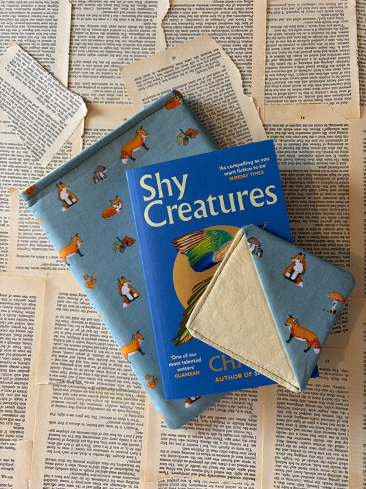 Autumnal Foxes open top Book sleeve and corner bookmark